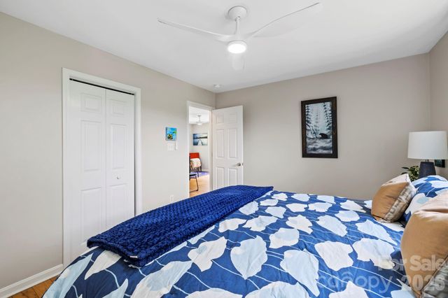 33 Madison Street, Asheville, NC 28801