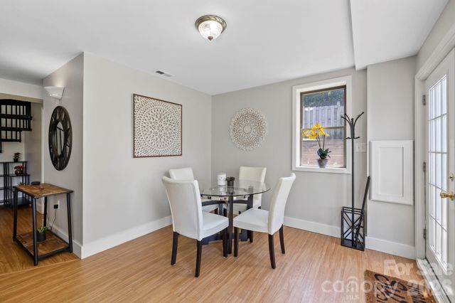 33 Madison Street, Asheville, NC 28801