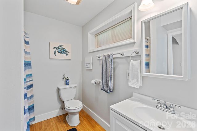 33 Madison Street, Asheville, NC 28801