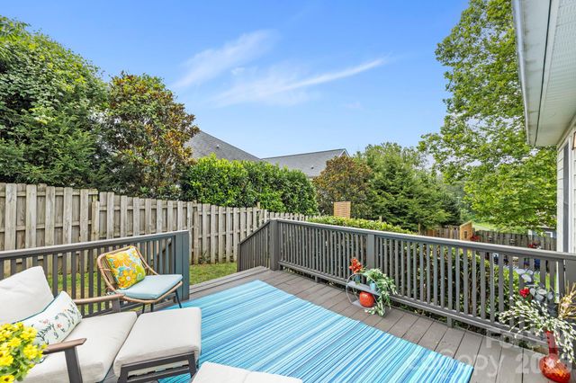 33 Madison Street, Asheville, NC 28801