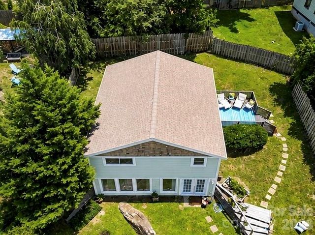 33 Madison Street, Asheville, NC 28801