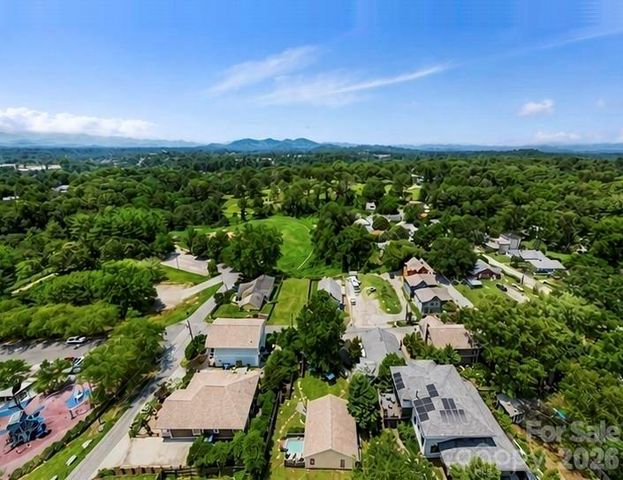 33 Madison Street, Asheville, NC 28801