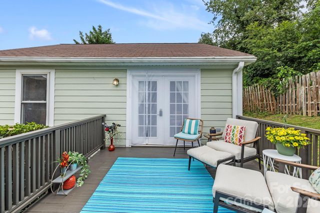 33 Madison Street, Asheville, NC 28801