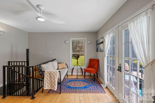 33 Madison Street, Asheville, NC 28801