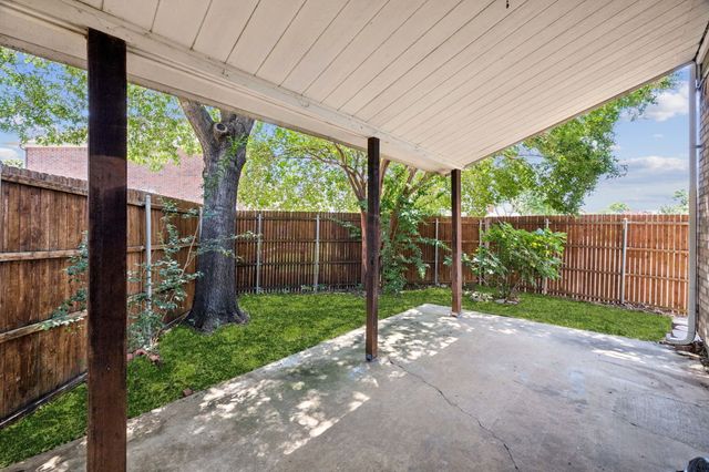 2320 Shinnery Oak Drive, Plano, TX 75074