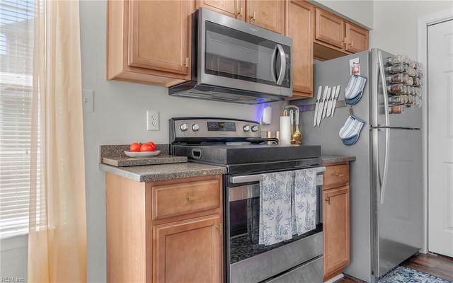 717 Whistling Swan DR, Virginia Beach, VA 23464