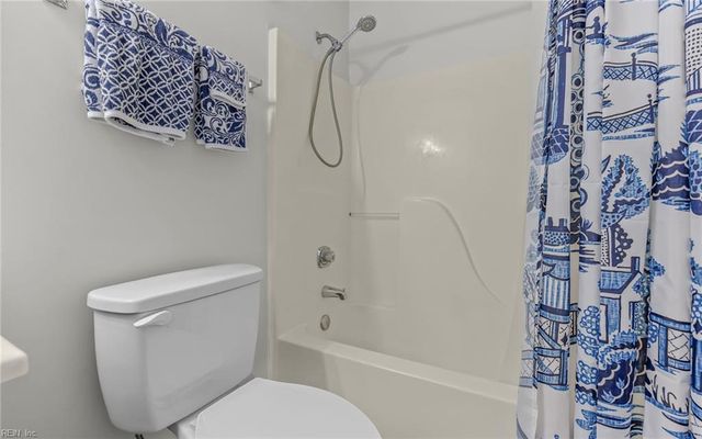 717 Whistling Swan DR, Virginia Beach, VA 23464