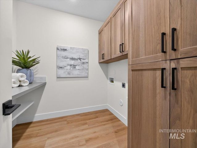 7168 E Chicken Hawk Loop, Nampa, ID 83686