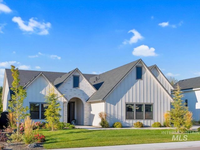 7168 E Chicken Hawk Loop, Nampa, ID 83686