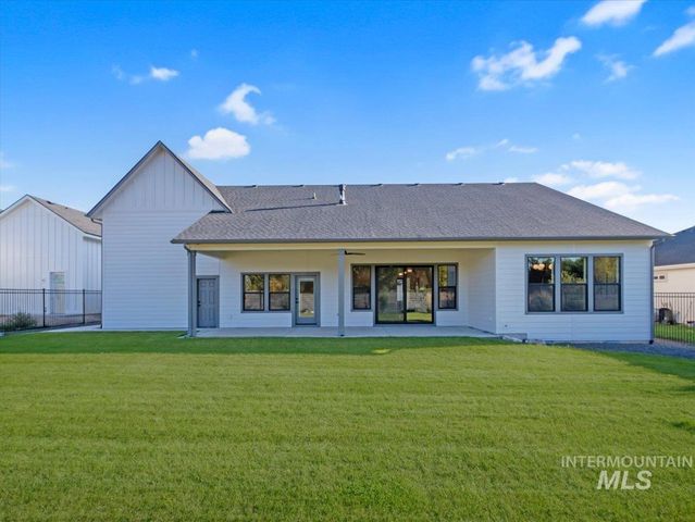 7168 E Chicken Hawk Loop, Nampa, ID 83686