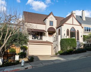 4800 Proctor Ave, Oakland, CA 94618