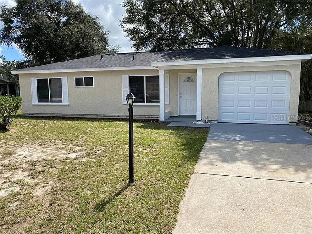 5 HICKORY TRACK RUN, Ocala, FL 34472