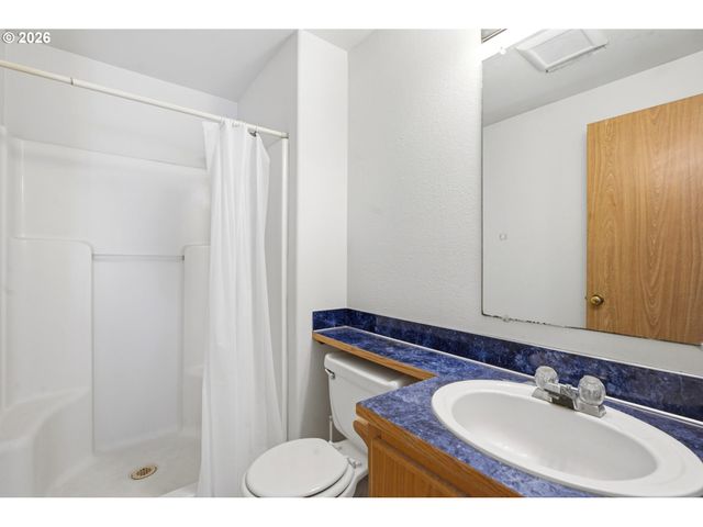 147 E FIR Dr, Gervais, OR 97026