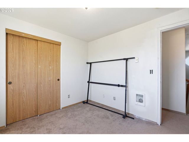 147 E FIR Dr, Gervais, OR 97026