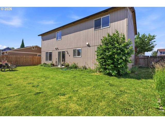 147 E FIR Dr, Gervais, OR 97026