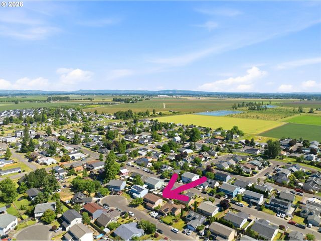 147 E FIR Dr, Gervais, OR 97026
