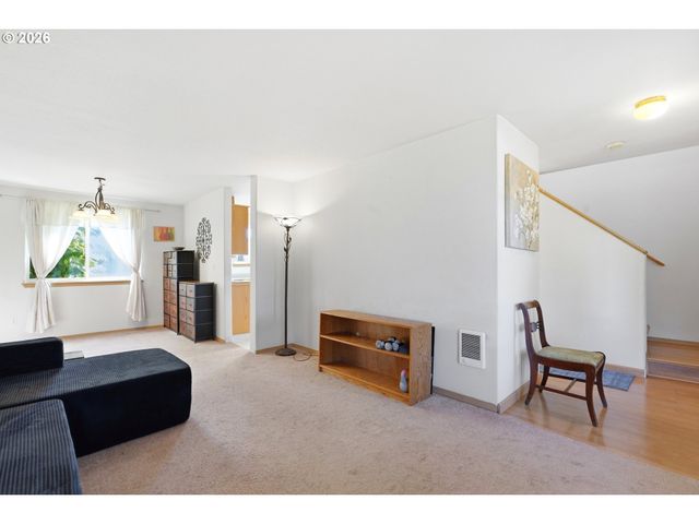 147 E FIR Dr, Gervais, OR 97026
