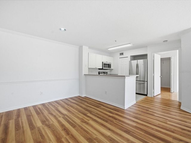 4209 WOODSTORKS WALK WAY 1204, Lutz, FL 33558