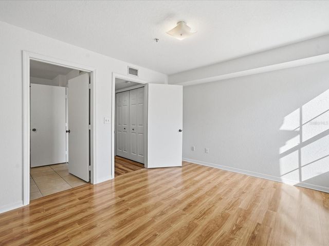 4209 WOODSTORKS WALK WAY 1204, Lutz, FL 33558