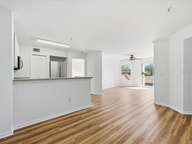 4209 WOODSTORKS WALK WAY 1204, Lutz, FL 33558