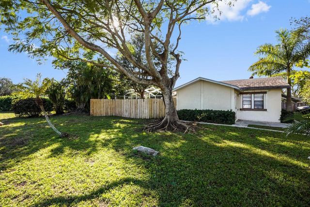 3858 Lakewood Road, Palm Springs, FL 33461