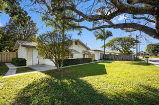 3858 Lakewood Road, Palm Springs, FL 33461