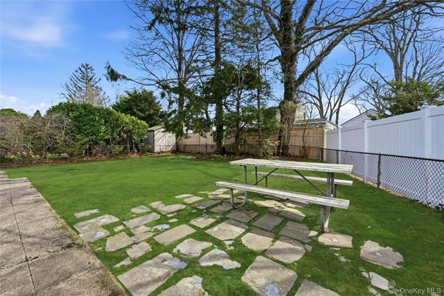 107 Fillmore Street, Centerport, NY 11721