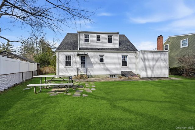 107 Fillmore Street, Centerport, NY 11721