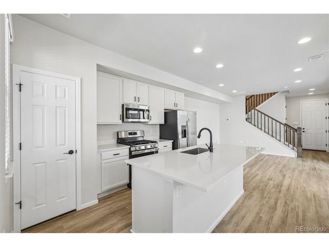 9109 Snake River St, Littleton, CO 80125