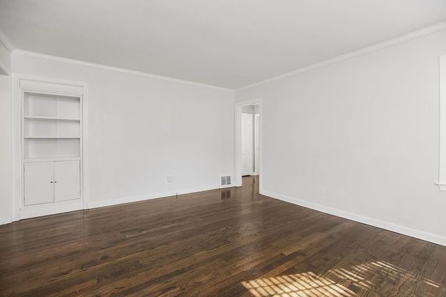 5419 Canterbury Road, Fairway, KS 66205