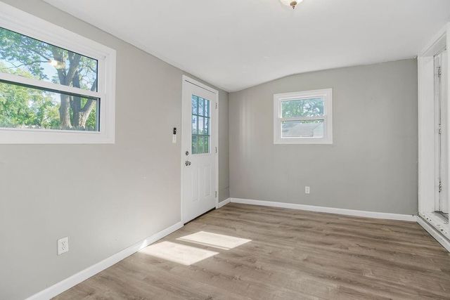 5419 Canterbury Road, Fairway, KS 66205