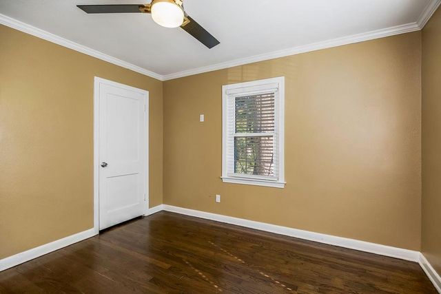 5419 Canterbury Road, Fairway, KS 66205