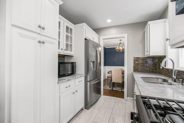 5419 Canterbury Road, Fairway, KS 66205