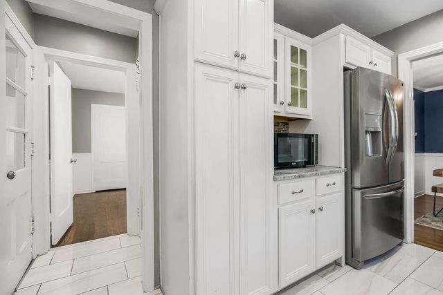 5419 Canterbury Road, Fairway, KS 66205