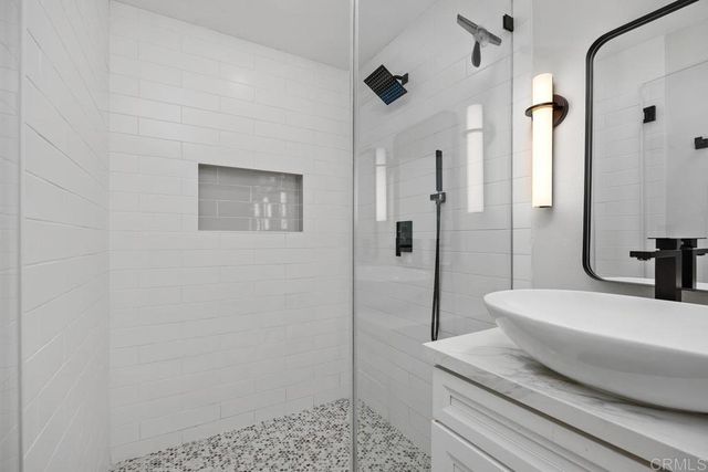 4185 Combe Way, San Diego, CA 92122