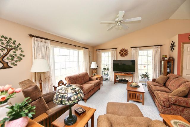 2568 Apple Valley Drive, Howard, OH 43028