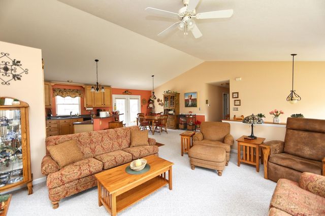 2568 Apple Valley Drive, Howard, OH 43028