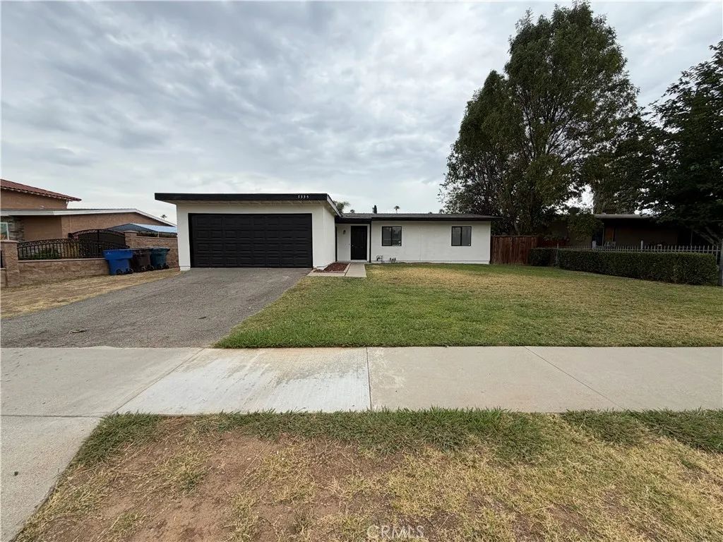 7335 Lydia Avenue, Riverside, CA 92504
