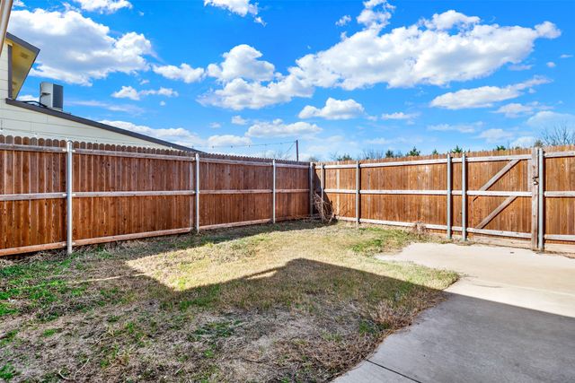 701 Wolftrap Drive, Denton, TX 76209