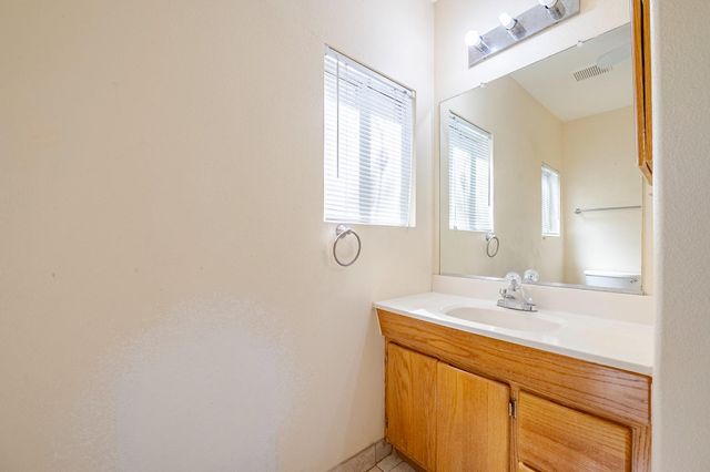 2550 5th Ave, Merced, CA 95340