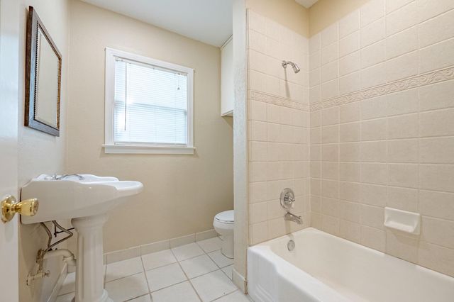 2550 5th Ave, Merced, CA 95340