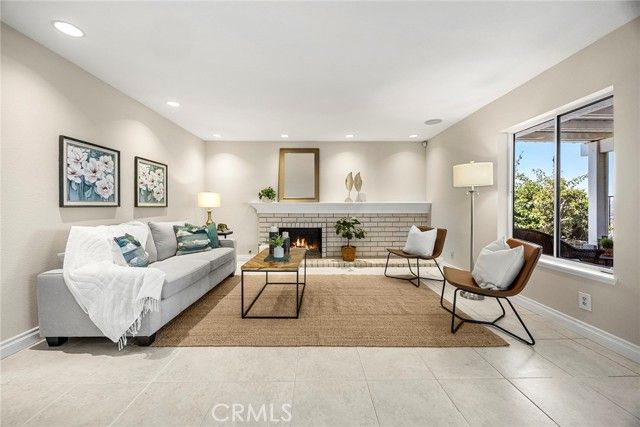 897 Kings Canyon Road, Brea, CA 92821