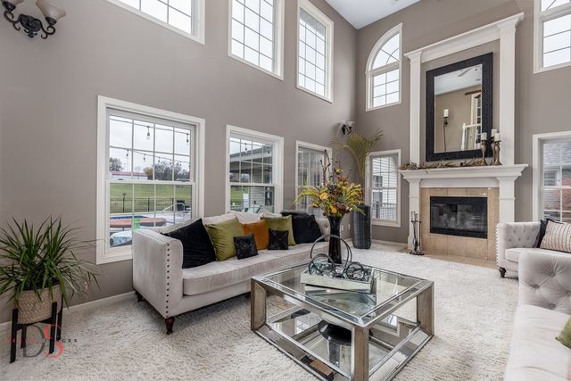 1123 Country Oak Drive, Ottawa, IL 61350