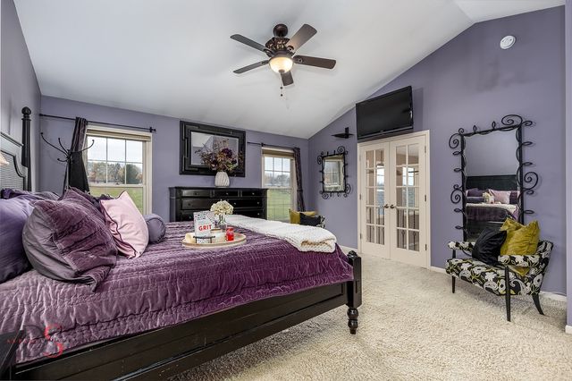 1123 Country Oak Drive, Ottawa, IL 61350