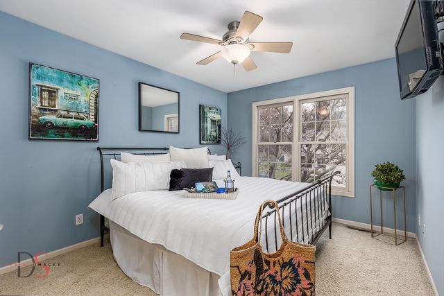 1123 Country Oak Drive, Ottawa, IL 61350