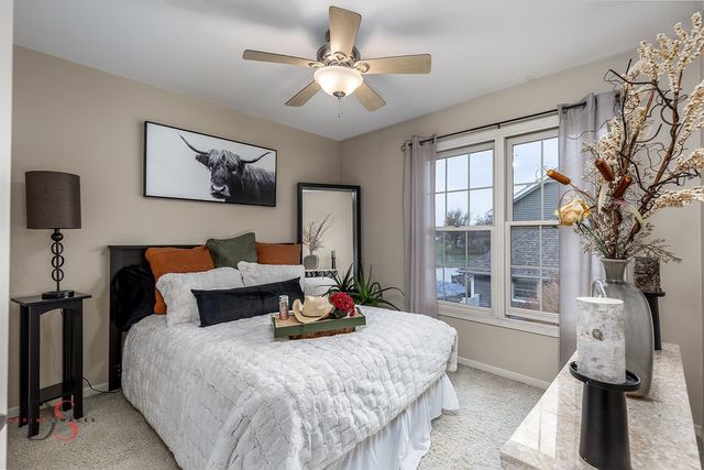 1123 Country Oak Drive, Ottawa, IL 61350