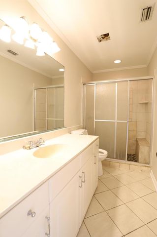 101 Shoreview Drive, Greenacres, FL 33463