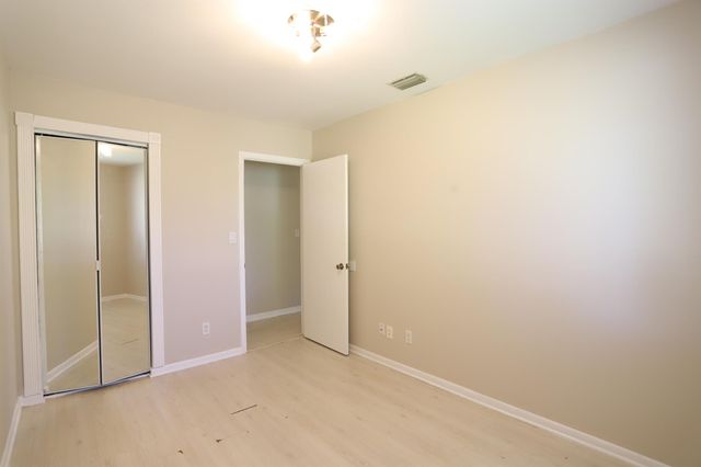 101 Shoreview Drive, Greenacres, FL 33463