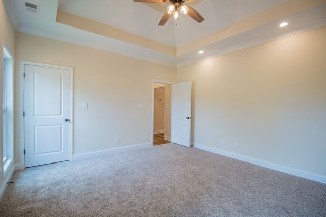 3 Rawlings Rd, Woodlawn, TN 37191