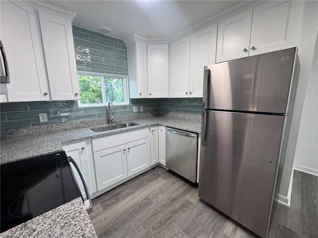 1125 Little Bay Ave Apt 6, Norfolk, VA 23503